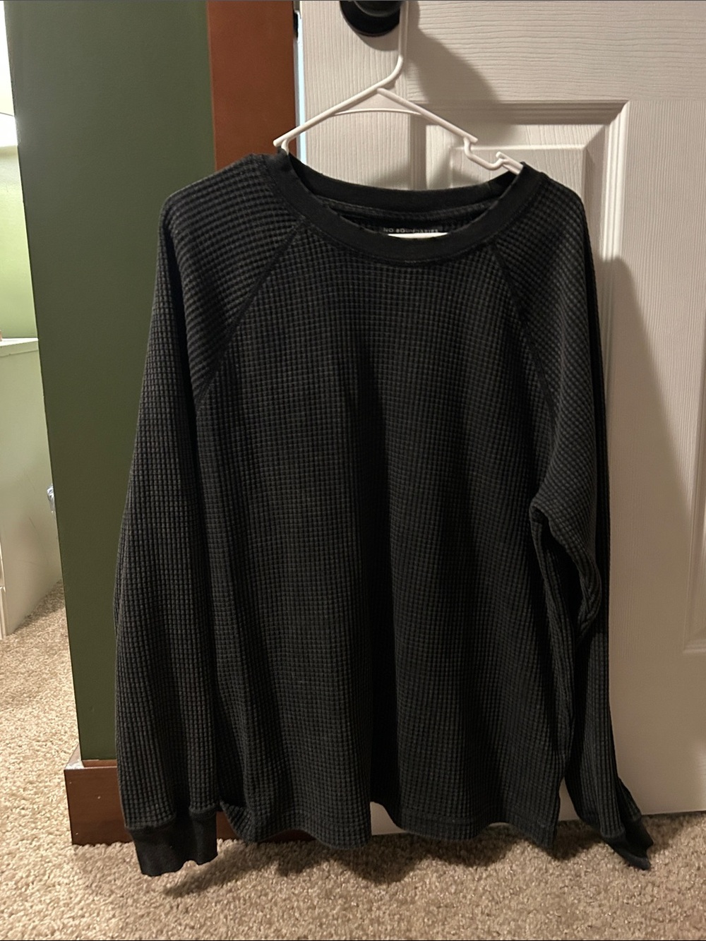 No Boundaries Men's Black Waffle Crewneck Sweater
